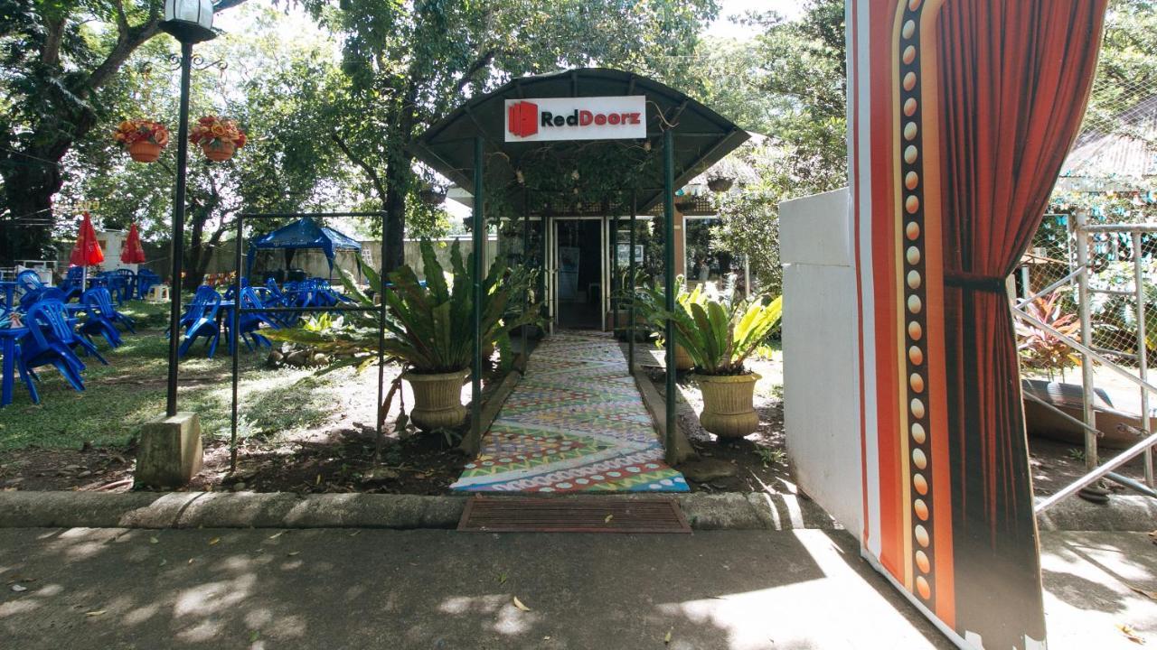 לוסנה Reddoorz Premium @ Ouan'S The Farm Resort מראה חיצוני תמונה
